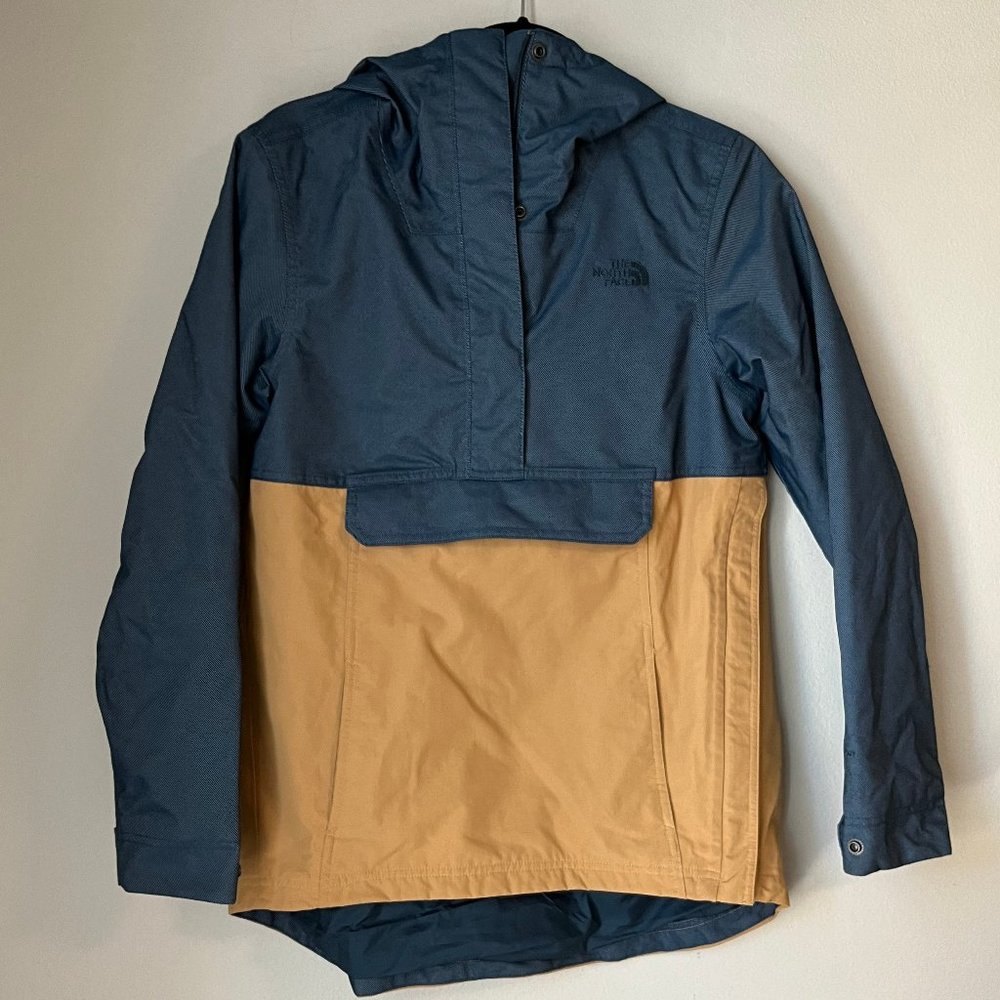 The North Face Pull Over Raincoat